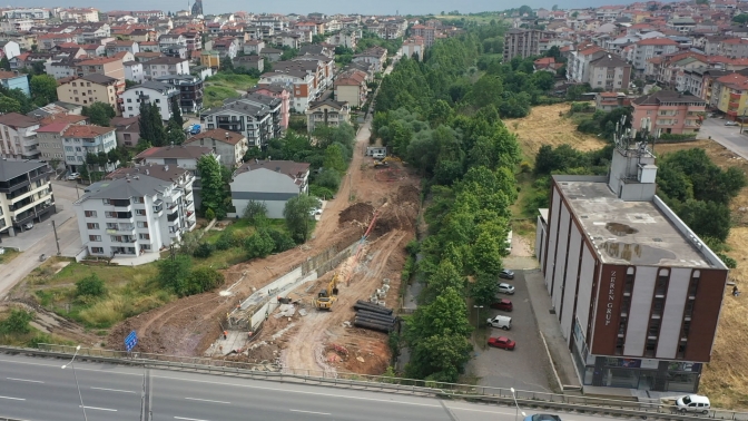 Büyükakın: Derince-Körfez arasında trafiğe neşter vuruyoruz