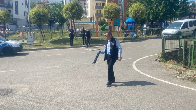 Çocuk parkında kan döküldü