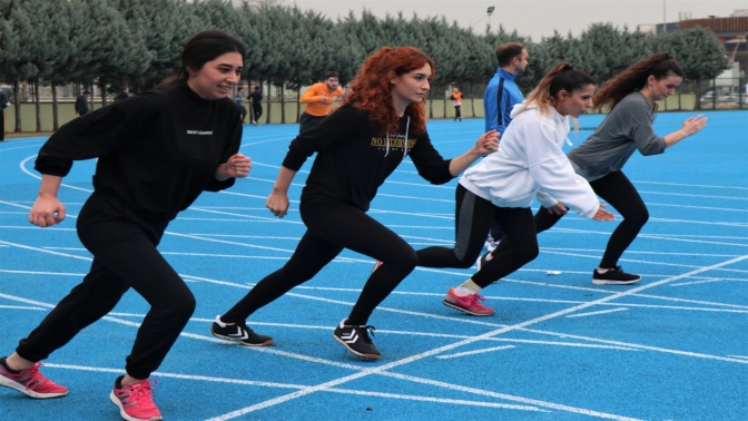 ‘Fiziki Yeterlilik Sınavına Hazırlık Kursu’ açıyor