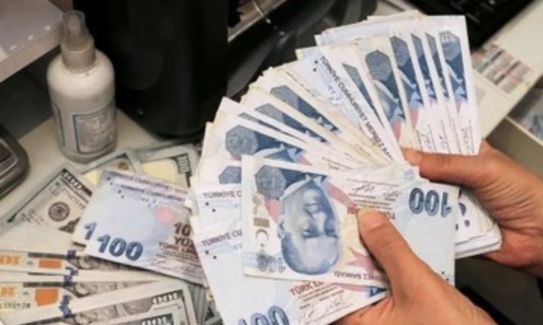 Güzel olanların başarılı olma şansı…