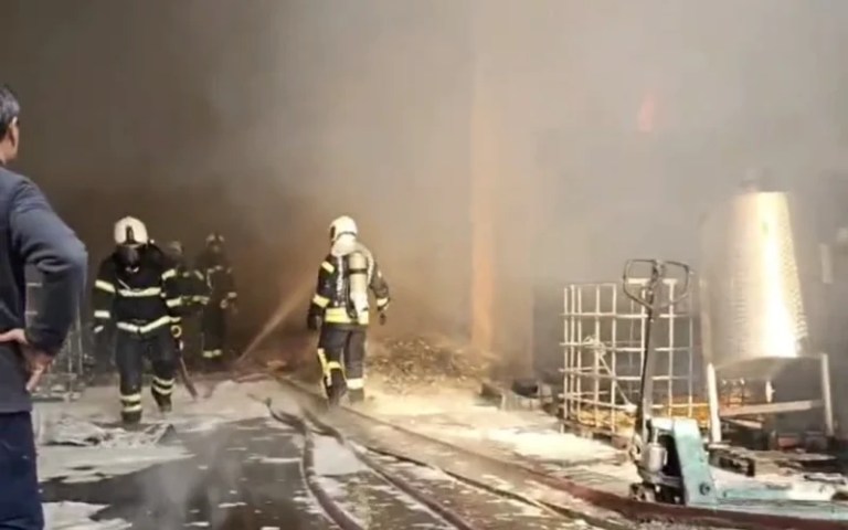Parfüm Atölyesindeki Patlamada, 6 işçiden haber alınamıyor!