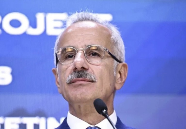 Ulaştırma Bakanı Uraloğlu: Metro Tünelleri Acil Durumlarda Barınak!