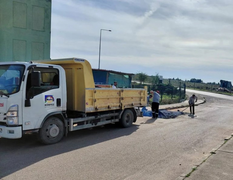 Körfez’de Yol Bakım Çalışmaları Hız Kesmeden Devam Ediyor!