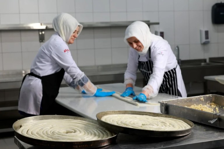 Kocaeli’de Hijyen ve Lezzetin Adresi: Antikkapı!