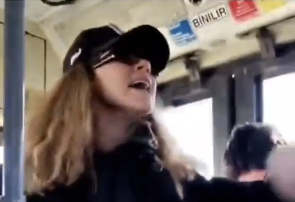 Otobüste ‘savcıyım’ diyen kadın hakkında soruşturma!