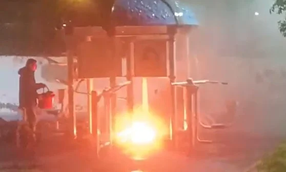 Körfez’de park isyanı: Mahalleli canından bezdi!