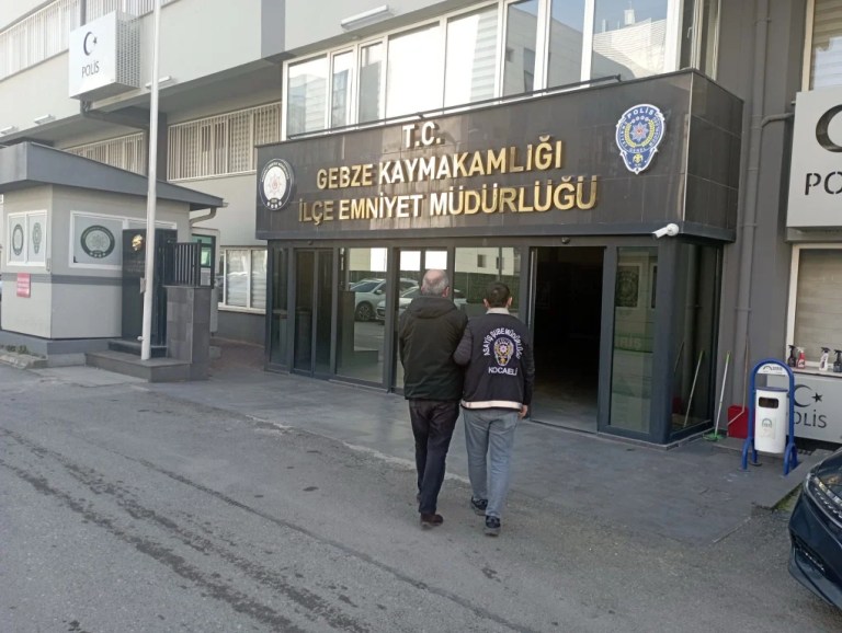 Gebze’de dolandırıcılık hükümlüsü yakalandı!