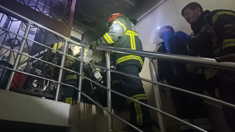 Gazeteci Ali Çınar’ın evi yangında küle döndü