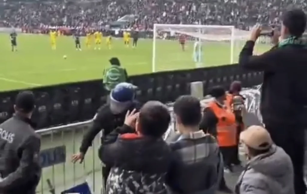 Serdar Dursun’dan Kocaelisporlu Minik Taraftara Özel Davet