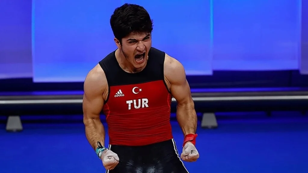 Rekorlarla Avrupa Şampiyonu: Muhammed Furkan Özbek