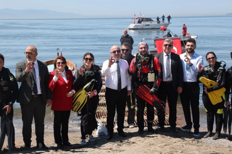 Darıca’da ‘Marmara’ya Nefes’ seferberliği