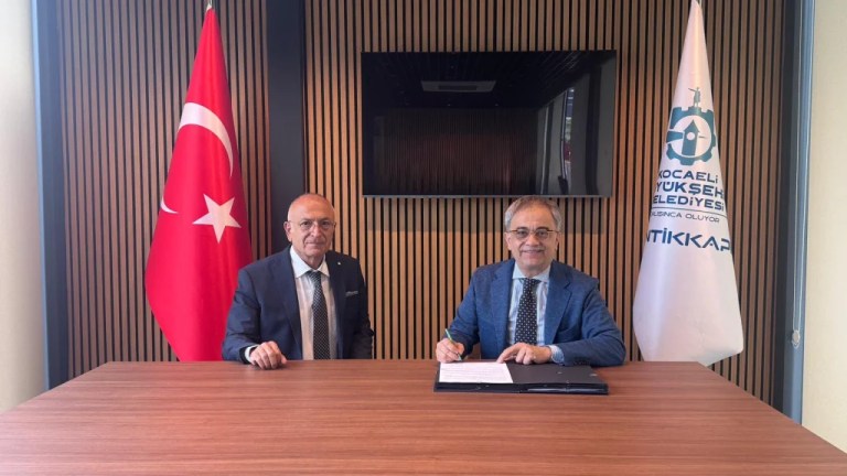 Derince Cemevi Cem Vakfı’na devredildi