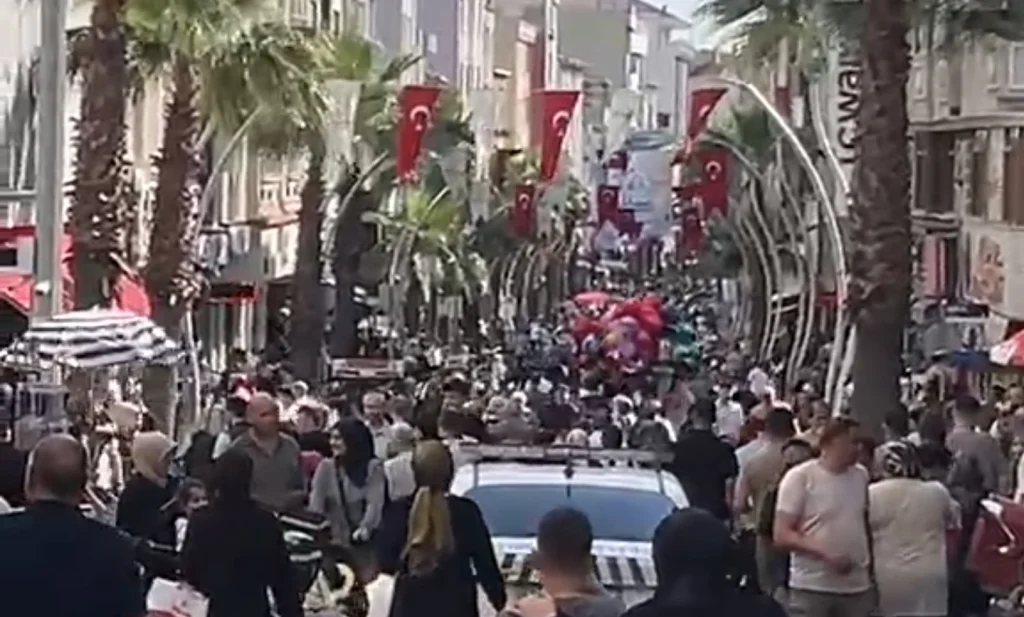 Kocaeli’de Arefe Günü izdihamı