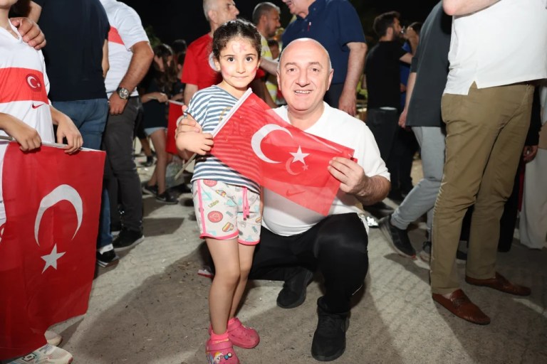 Darıca’da Dünya Kupası coşkusu!
