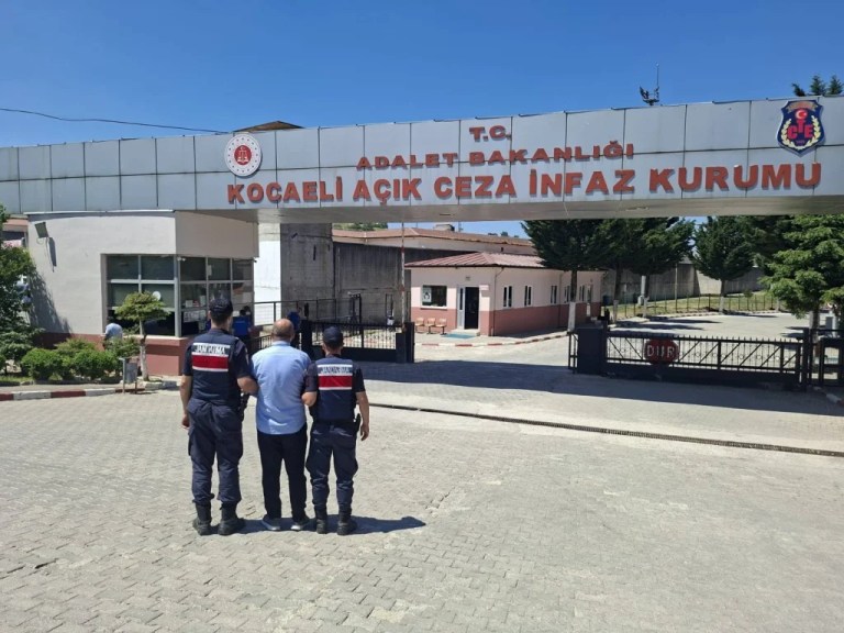 Gölcük’te aranan yağmacı yakalandı!