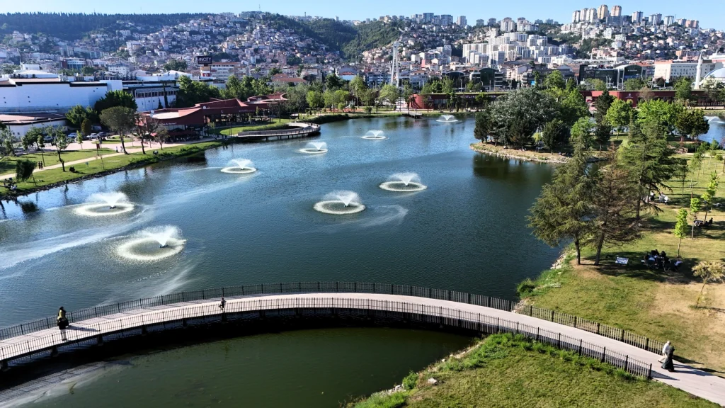 İzmit’in yeni cazibe merkezi Fuar Park