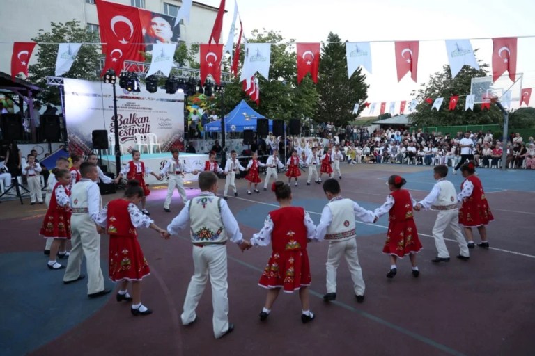 Avluburun'da festival coşkusu yaşandı