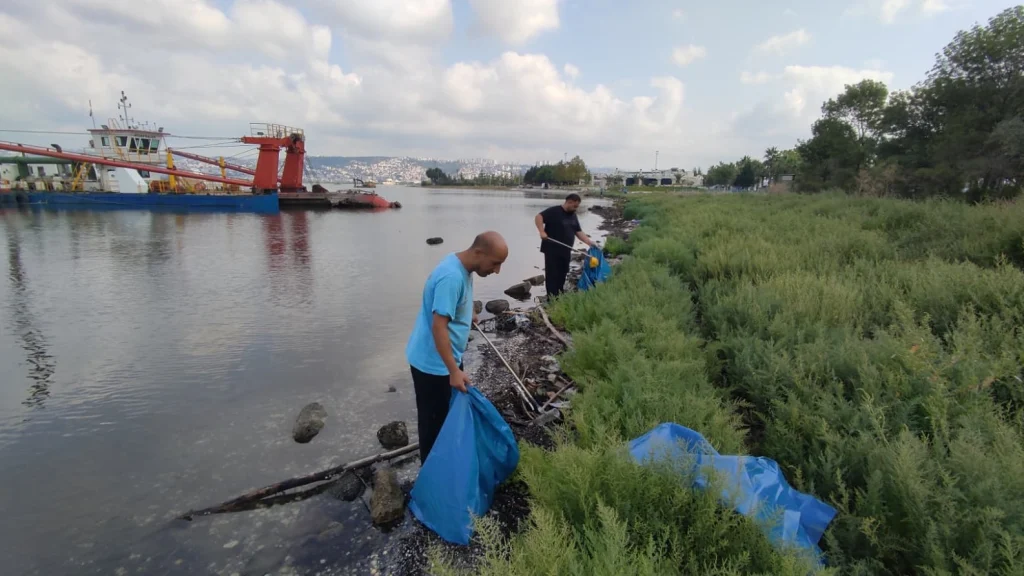 Kocaeli kıyılarından 10 ton atık toplandı! - 3. görsel