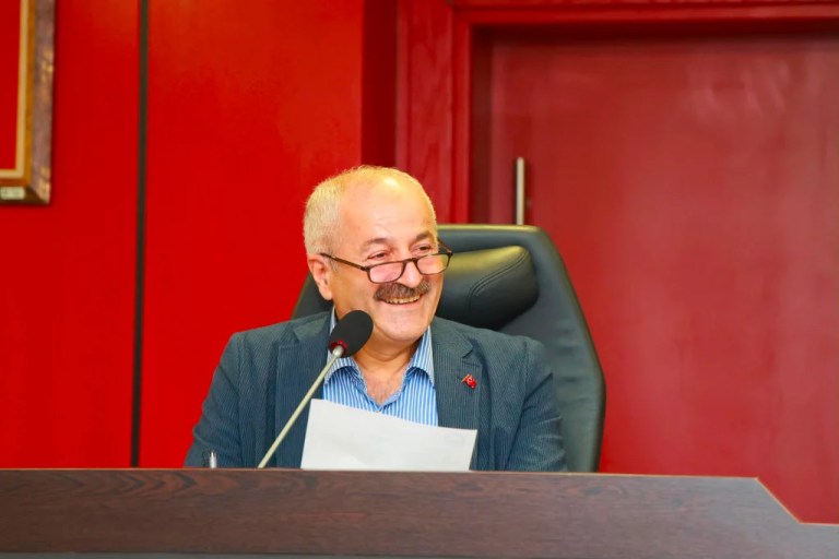 Gebze'de üniversite öğrencilerine 12 bin TL destek!