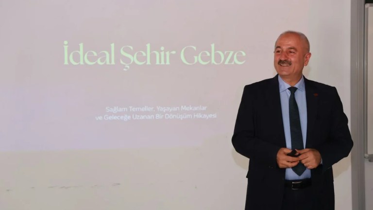 Başkan Büyükgöz GTÜ’de öğrencilerle buluştu