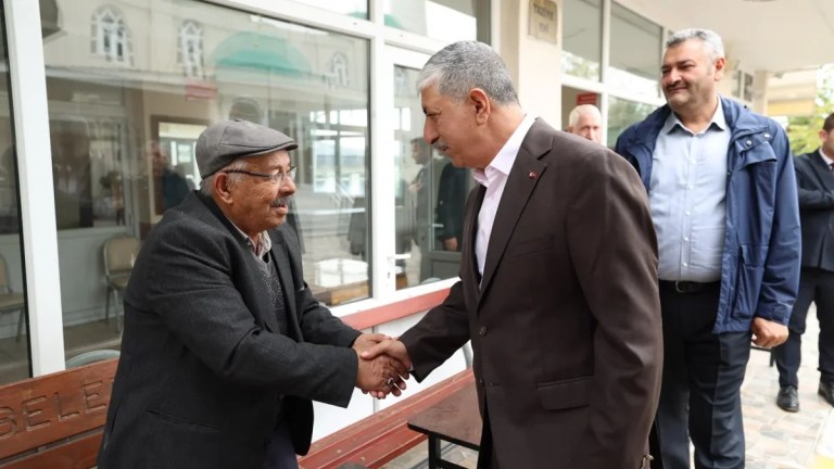 Başkan Ömeroğlu mahalle projelerini anlattı