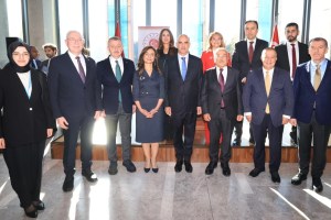 Büyükakın Fransa’da resepsiyona katıldı