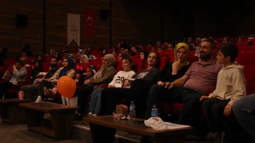 Çayırova’da minikler vantrologla buluştu