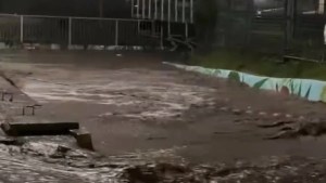 Kocaeli’de sağanak su baskınlarına yol açtı