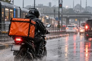 Motosiklet ve kuryelere sağanak yasağı!